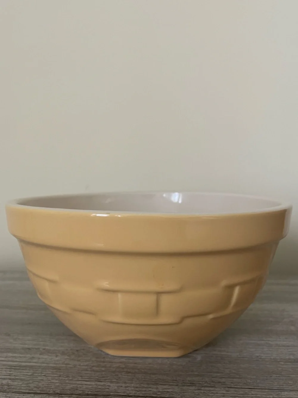Longaberger Woven Traditions  Butternut Yellow Tip & Mix Mixing Bowl - Picture 4 of 6